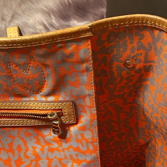 EUC❤️Louis Vuitton Orange Graffiti NF Gm - Picture 13 of 16